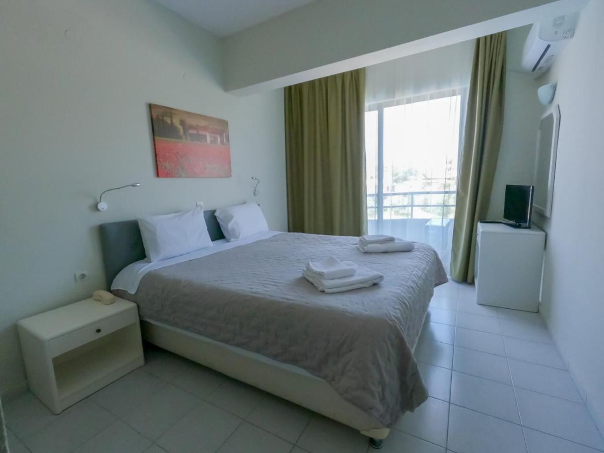 Ivory Hotel Theologos  Ngoại thất bức ảnh