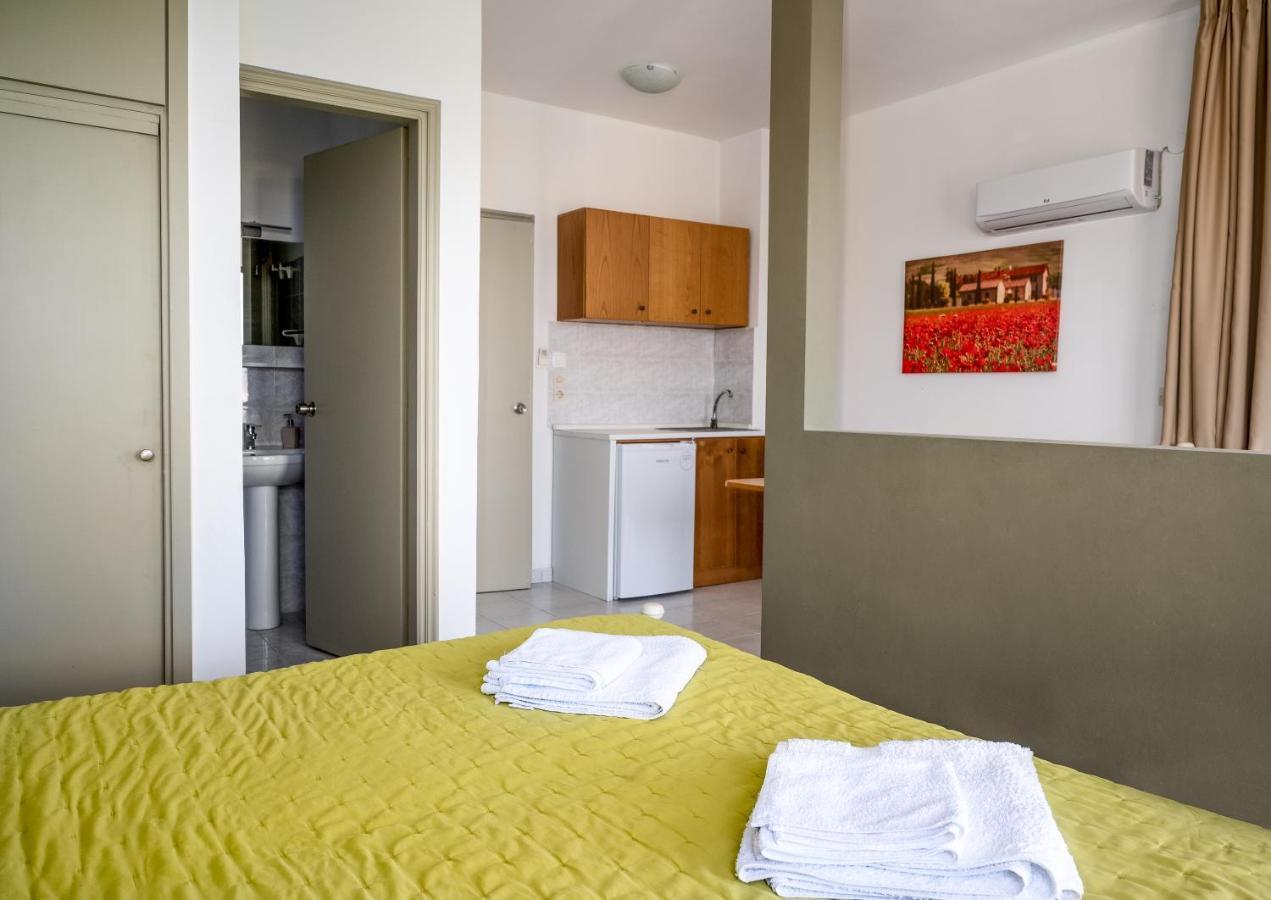 Ivory Hotel Theologos  Ngoại thất bức ảnh