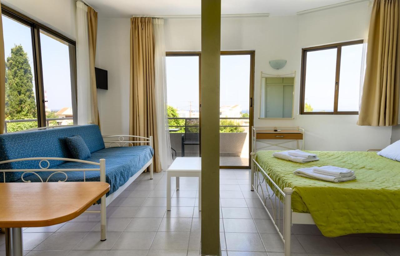 Ivory Hotel Theologos  Ngoại thất bức ảnh