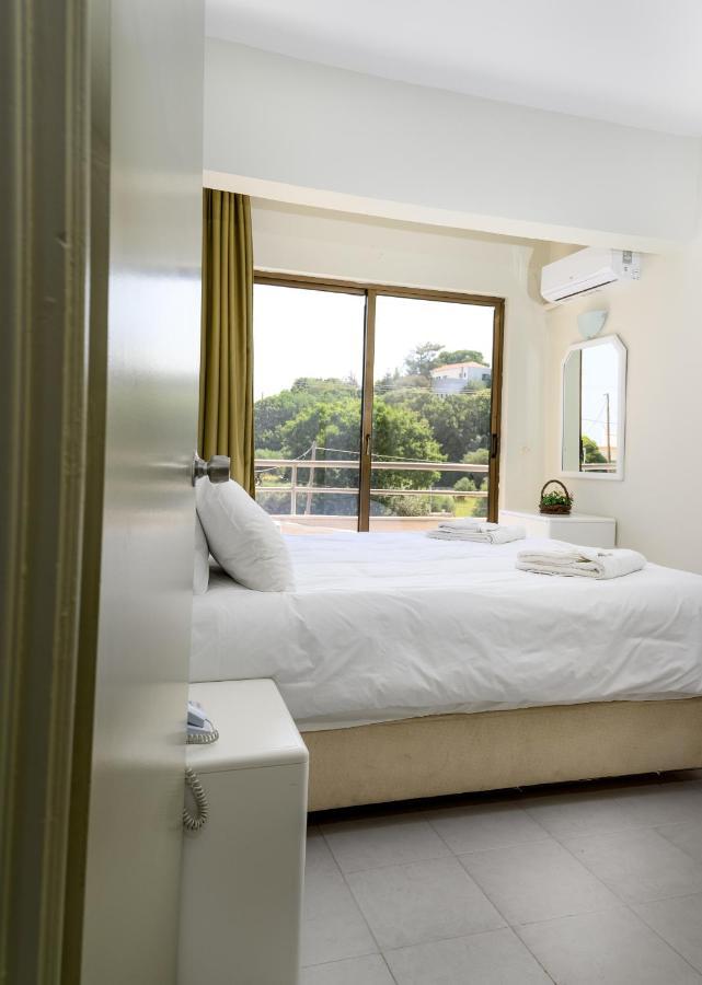 Ivory Hotel Theologos  Ngoại thất bức ảnh