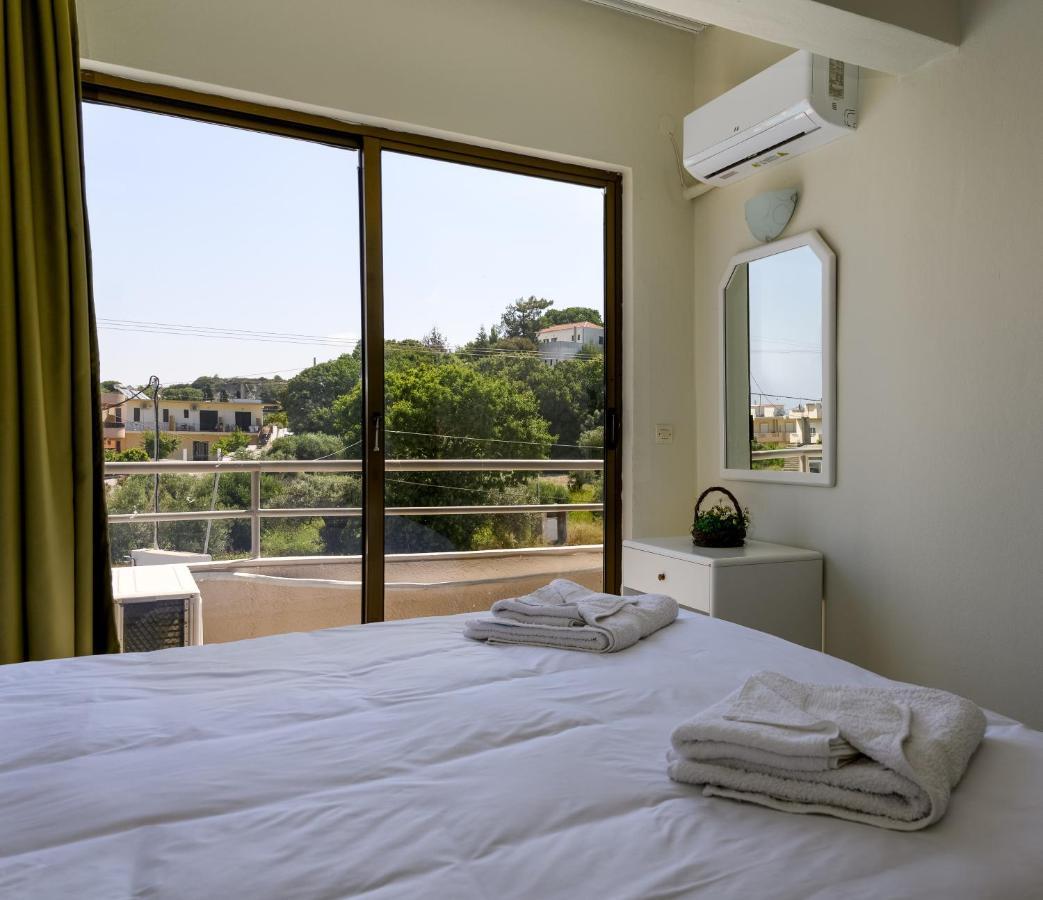 Ivory Hotel Theologos  Ngoại thất bức ảnh