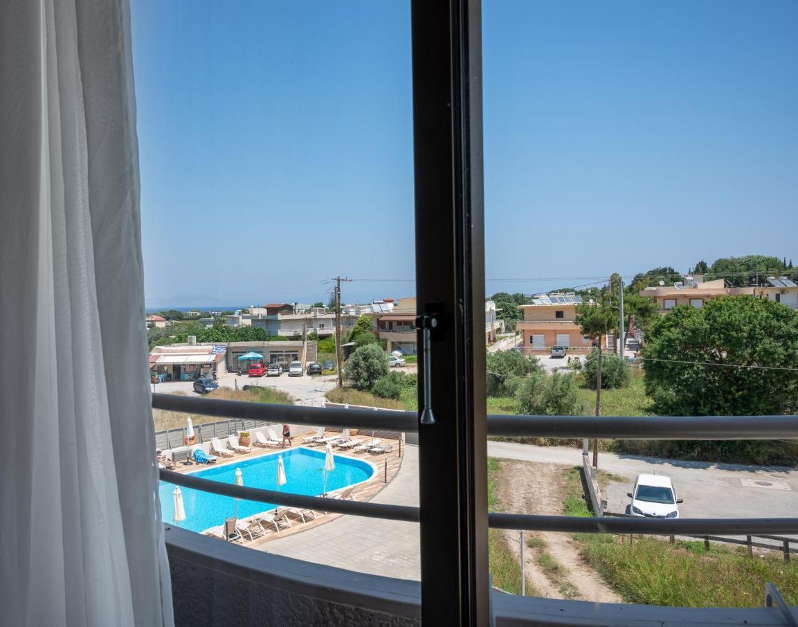 Ivory Hotel Theologos  Ngoại thất bức ảnh