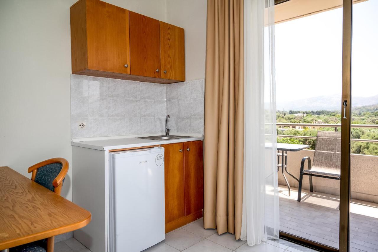 Ivory Hotel Theologos  Ngoại thất bức ảnh
